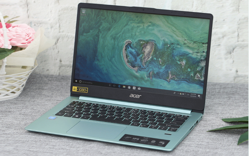 Thiết kế mỏng nhẹ trên Laptop Acer Swift SF114 32