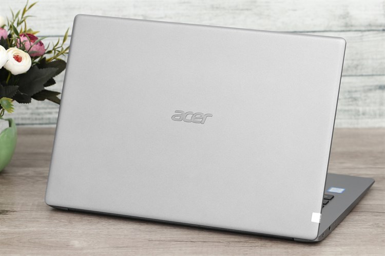 Laptop Acer Swift 5 SF514 53T 51EX i5 8265U/8GB/256GB/Touch/Win10 (NX.H7KSV.001) Màu Xám