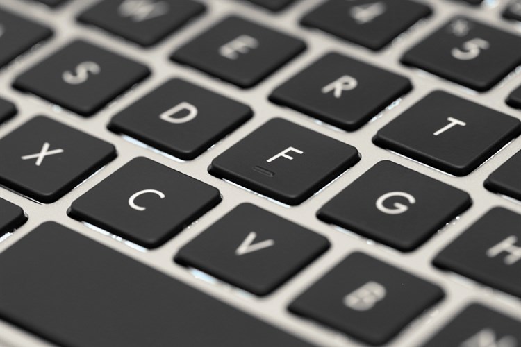 Laptop Asus ZenBook 14 UX461UA i5 8250U/8GB/256GB/Win10 (E1117T)