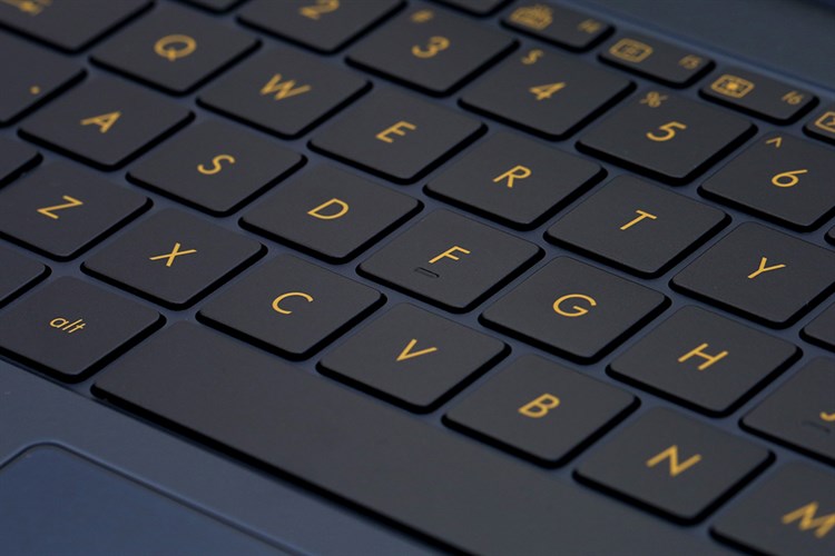 Laptop Asus UX370UA i7 8550U/8GB/512GB/Touch/Win10 (C4217TS) Màu Xanh Dương