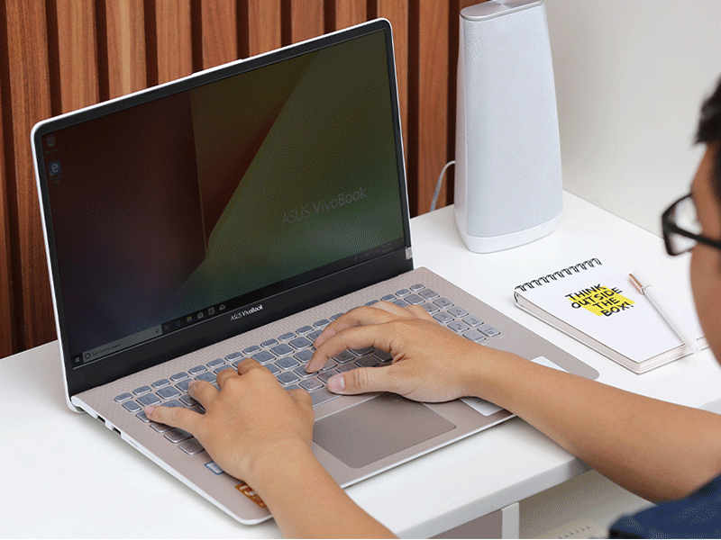 laptop Asus Vivobook S15 S530UA-BQ100T laptop Asus Vivobook S15 S530UA-BQ100T