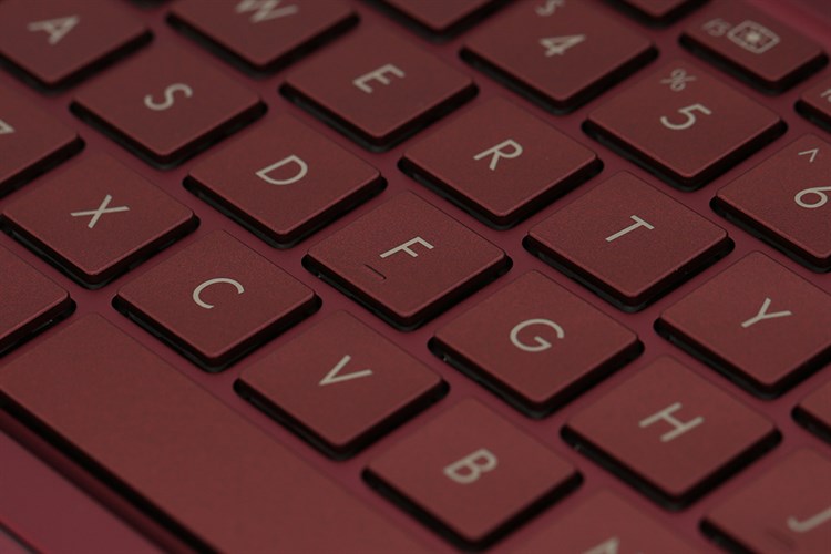 Laptop Asus ZenBook 13 UX333FA i5 8265U/8GB/512GB/Túi/Win10 (A4184T) Màu Đỏ