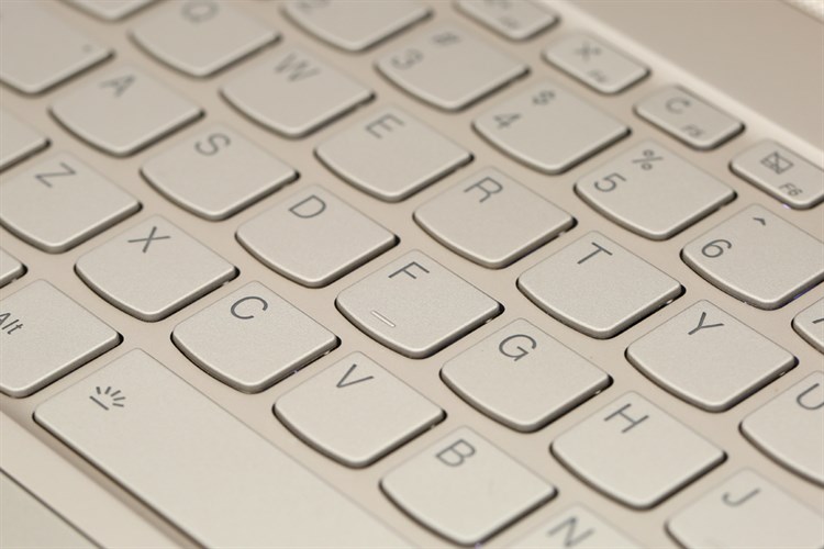 Laptop Lenovo Yoga C930 13IKB i7 8550U/16GB/512GB/Win10 (81C4009QVN) Màu Xám