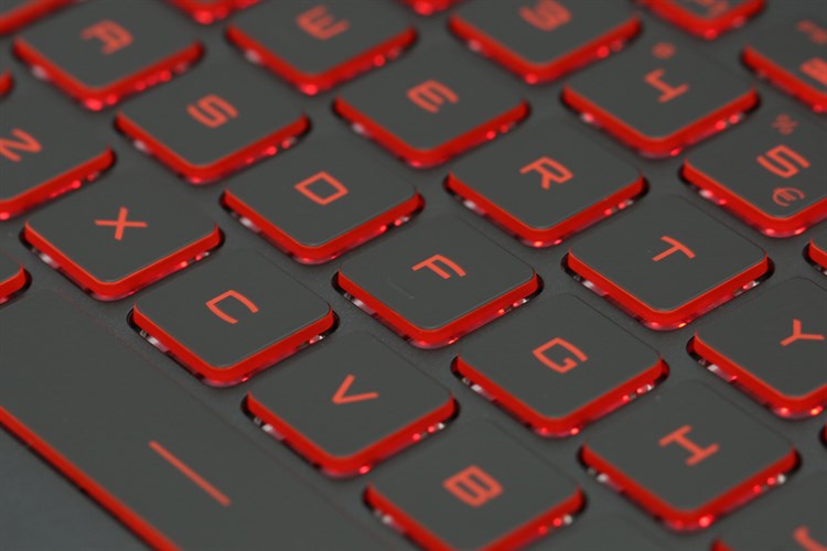 Laptop MSI Gaming GL73 8RC i7 8750H/8GB/1TB/4GB GTX1050/Win10 (230VN)