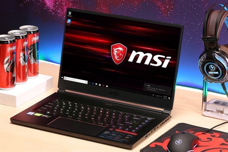Laptop MSI GS65 8SE i7 8750H/8Gb/256GB/ GTX 2060/Win10 (225VN)