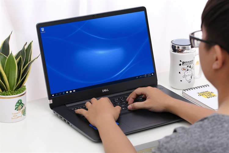 Laptop Dell Vostro 5581 i5 8265U/4GB/1TB/2GB MX130/Win10 (VRF6J1) Màu Xám