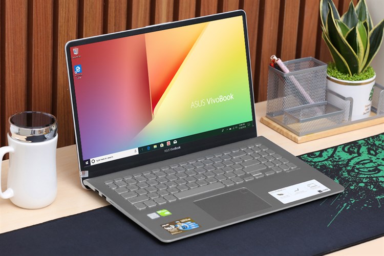 Laptop Asus Vivobook S530UN i5 8250U/4GB/256GB/2GB MX150/Win10 (BQ264T)