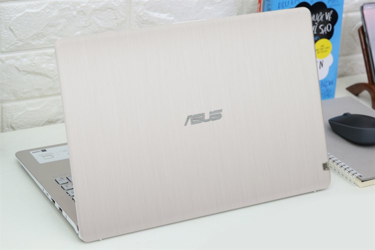 Laptop Asus VivoBook S530FN i7 8565U/8GB/512GB/2GB MX150/Win10 (BQ141T) Màu Vàng