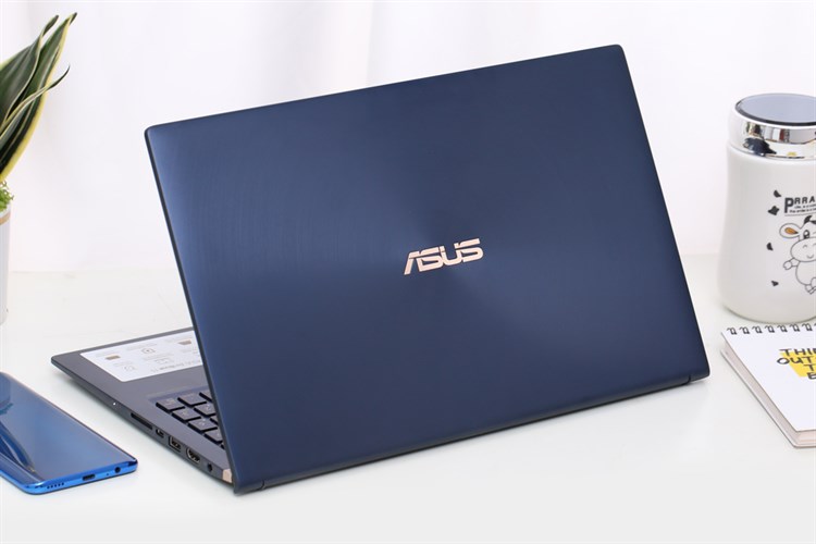 Laptop Asus ZenBook 15 UX533FD i5 8265U/8GB/256GB/GTX1050/Túi/Win10 (A9035T) Màu Xanh Dương