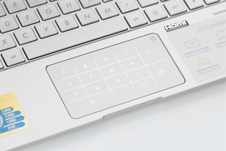 Laptop Asus Zenbook UX333FA i5 8265U/8GB/256GB/Túi/Win10 (A4046T) Màu Bạc