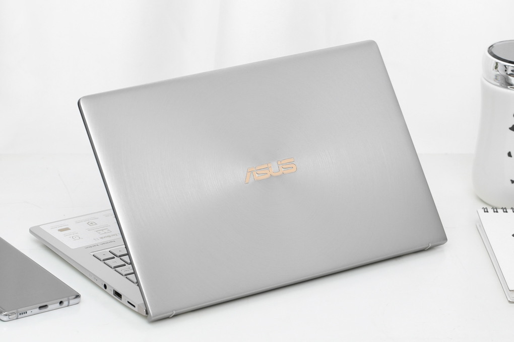 Laptop Asus Zenbook UX333FA i5 8265U/8GB/256GB/Túi/Win10 (A4046T) Màu Bạc