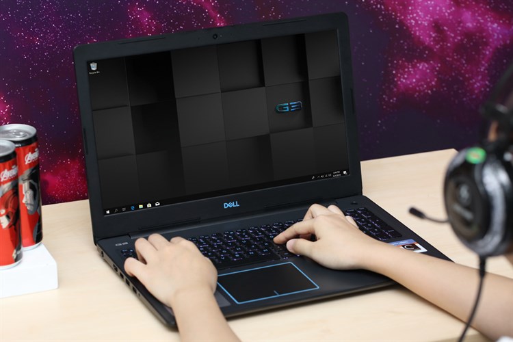 Laptop Dell Inspiron 3579 i5 8300H/8GB/1TB+128GB/4GB GTX1050Ti/Win10 (G5I5423W) Màu Đen