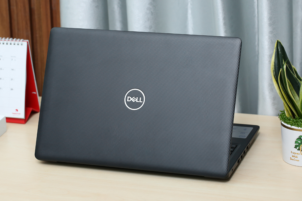 Laptop Dell Inspiron 3580 i5 8265U/4GB/1TB/2GB R520/Win10 (70184569) Màu Đen