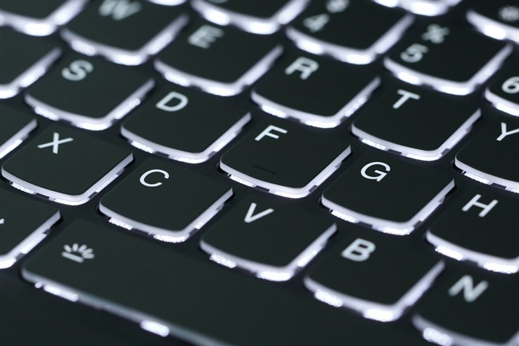 Laptop Lenovo Legion Y530 15 i7 8750H/8GB/2TB+16GB/4GB GTX1050Ti/Win10 (81FV008LVN) Màu Đen