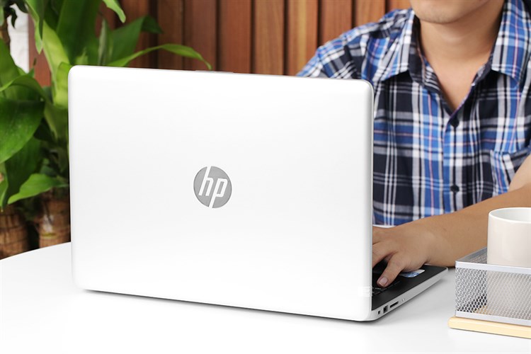 Laptop HP 14 ck0068TU i3 7020U/4GB/500GB/Win10 (4ME90PA) Màu Bạc