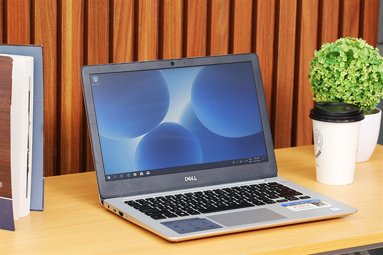 Laptop Dell Inspiron 13 5370 i3 8130U/4GB/128GB/Win10 (N3I3002W) Màu Bạc