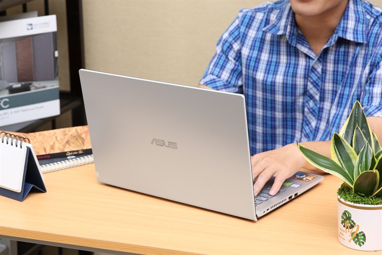 Laptop Asus VivoBook X509FJ i7 8565U/8GB/512GB/2GB MX230/Win10 (EJ133T) Màu Bạc