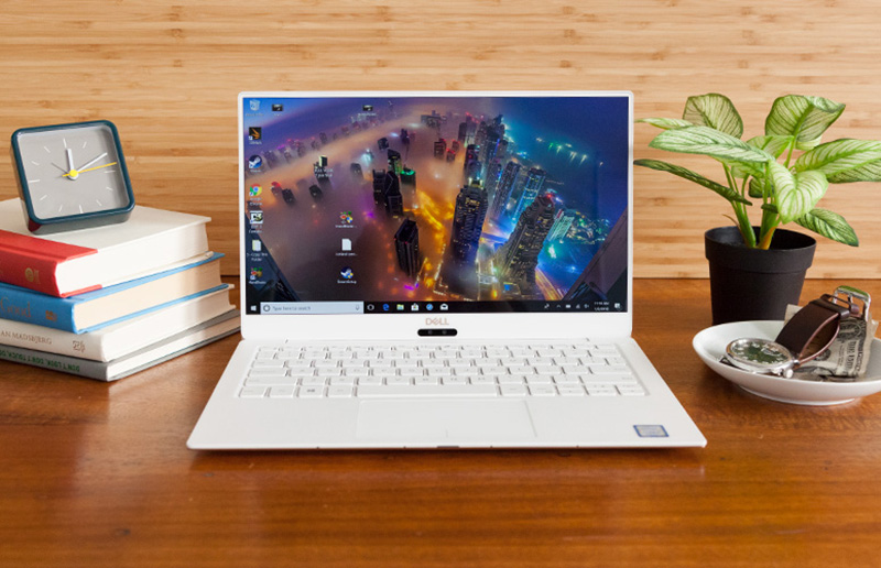 Laptop Dell XPS13 cho độ hiển thị hình ảnh sắc nét