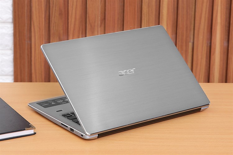Laptop Acer Swift 3 SF314 41 R4J1 R3 3200U/4GB/256GB/Win10 (NX.HFDSV.001) Màu Bạc