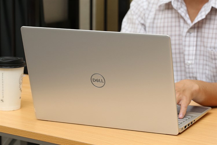 Laptop Dell Inspiron 7591 i5 9300H/8GB/256GB/3GB GTX1050/Win10 (N5I5591W) Màu Bạc