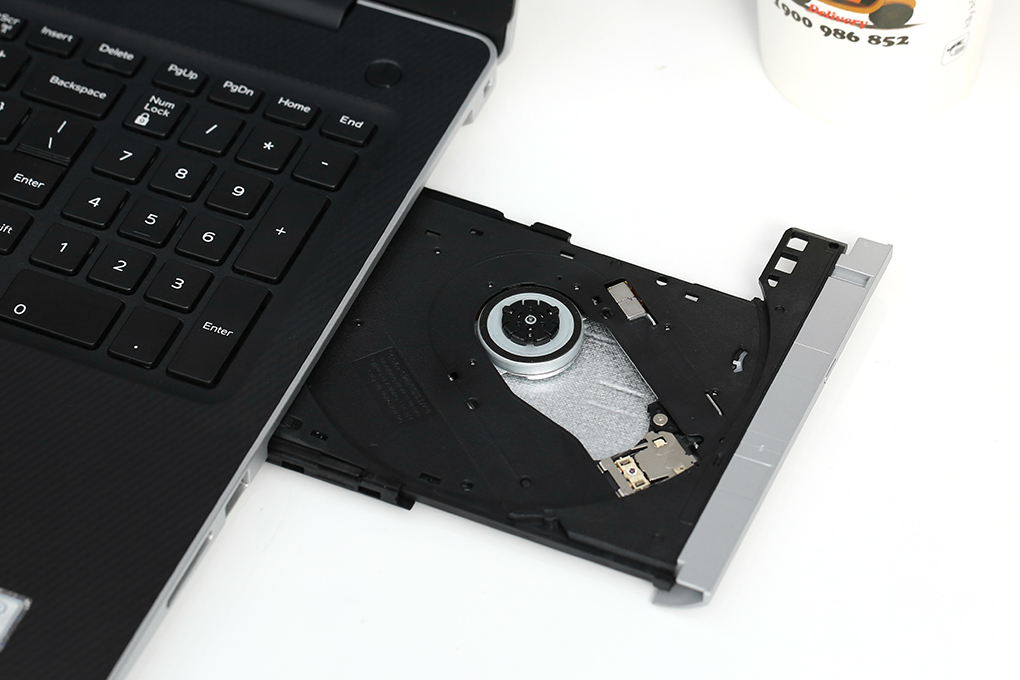 Laptop Dell Inspiron 3581 i3 7020U/4GB/1TB/Win10 (P75F005N81A) Màu Bạc