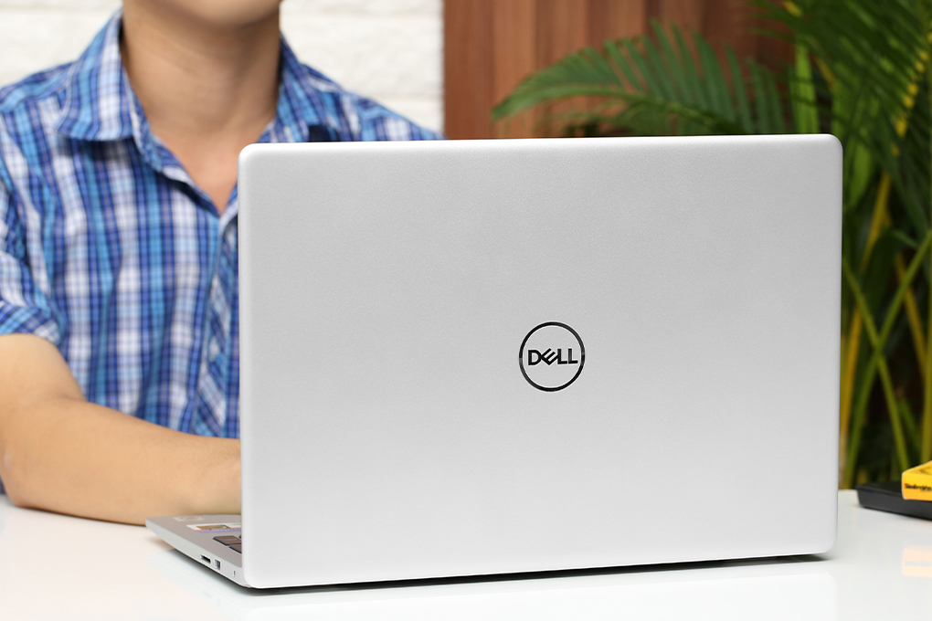 Laptop Dell Inspiron 5593 i5 1035G1/8GB/512GB/Win10 (7WGNV1) Màu Bạc