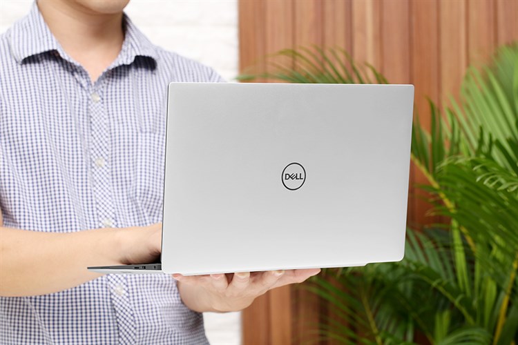 Laptop Dell XPS 13 7390 i5 10210U/8GB/256GB/Win10 (70197462) Màu Bạc