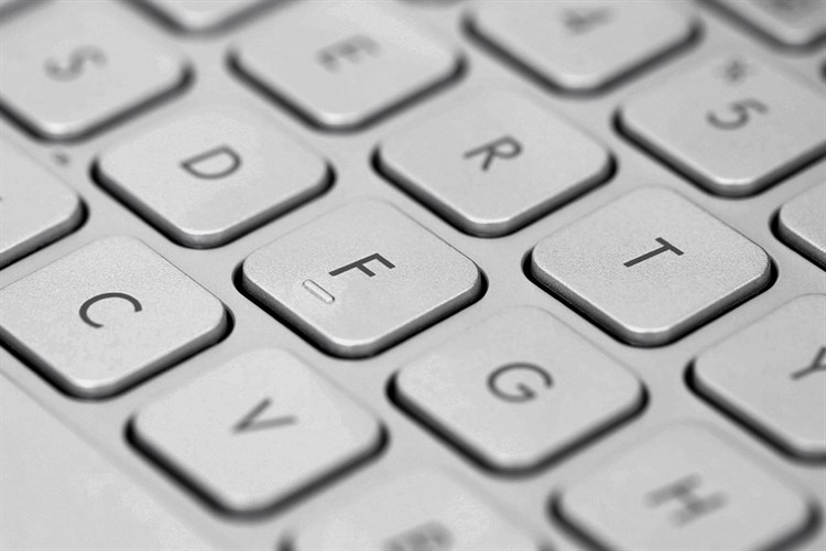 Laptop Asus VivoBook X409U i3 7020U/4GB/256GB/Win10 (EK205T) Màu Bạc