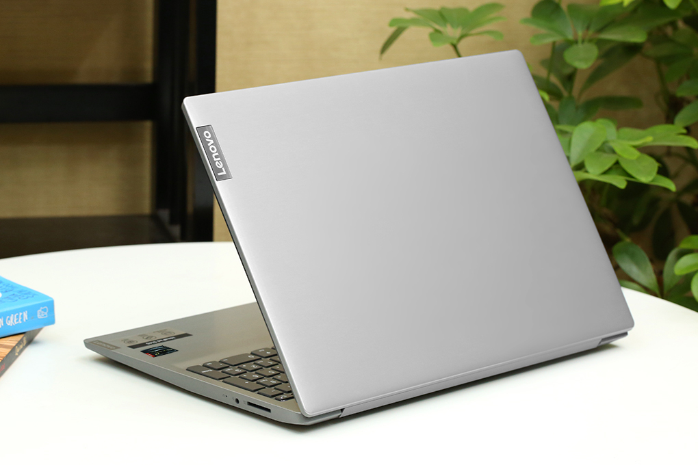Laptop Lenovo IdeaPad S145 15IIL i3 1005G1/4GB/256GB/Win10 (81W8001XVN) - 15