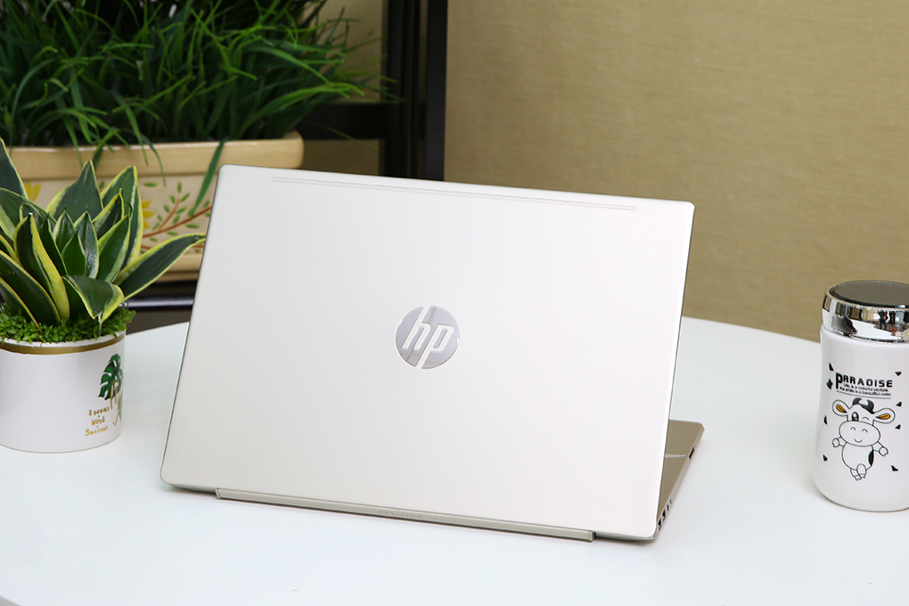 Laptop HP Pavilion 14 ce3027TU i5 1035G1/8GB/16GB+256GB/Win10 (8WJ02PA) Màu Vàng