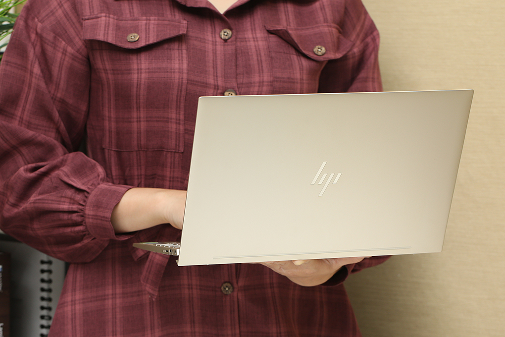 Laptop HP Envy 13 aq1021TU i5/10210U/8GB/256GB/Win10 (8QN79PA) Màu Vàng