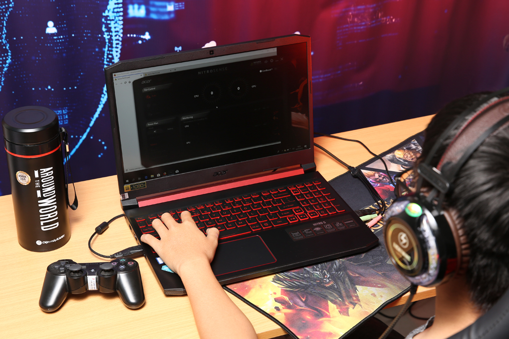Laptop Acer Nitro 5 AN515 54 54T0 i5 8300H/8GB/512GB/3GB GTX1050/Win10 (NH.Q5ASV.016) Màu Đen