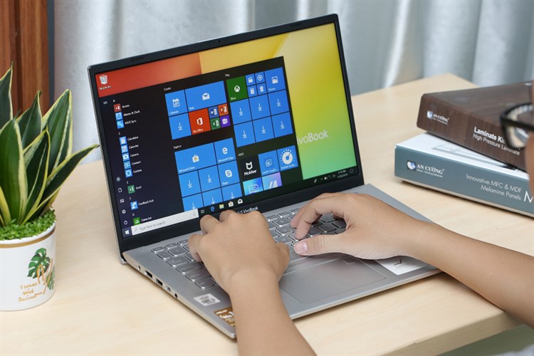 Laptop Asus VivoBook A412F i5 10210U/8GB/32GB+512GB/Win10 (EK739T) Màu Bạc