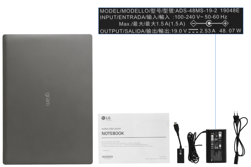 Bộ sản phẩm gồm: Dây nguồn, Cáp, Sạc Laptop LG