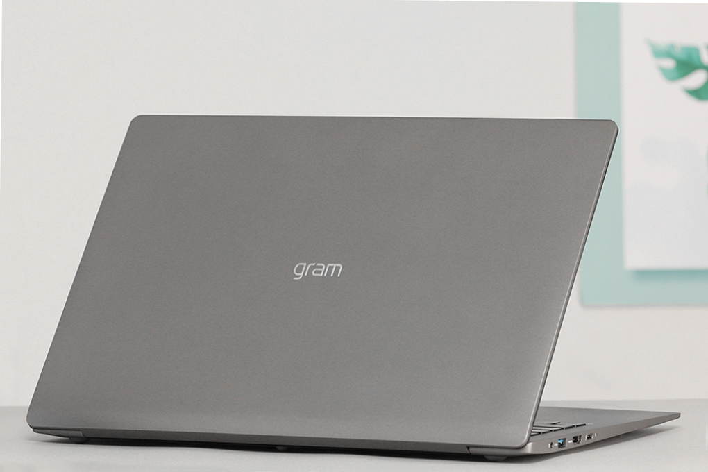 Laptop LG Gram 17  i7 1065G7/8GB/512GB/Win10 (17Z90N-V.AH75A5) Màu Xám