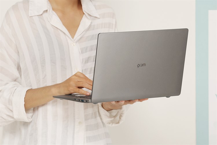 Laptop LG Gram 14 i5 1035G7/8GB/256GB/Win10 (14Z90N-V.AR52A5) Màu Xám
