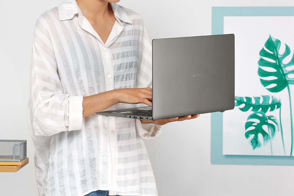 Laptop LG Gram 15 i5 1035G7/8GB/512GB/Win10 (15Z90N-V.AR55A5) Màu Xám