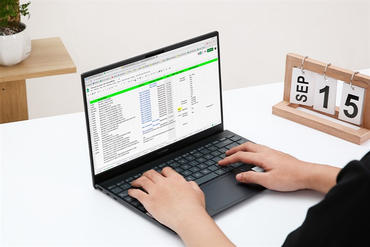 Laptop Asus ZenBook UX425JA i5 1035G1/8GB/512GB/Túi/Numpad/Win10 (BM076T) Màu Xám