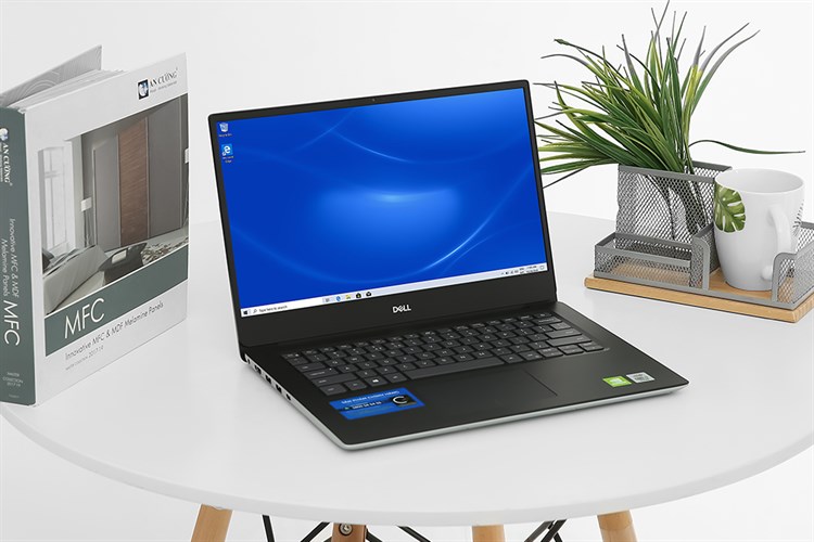 Laptop Dell Vostro 5490 i7 10510U/8GB/512GB/2GB MX250/Win10 (70223128)