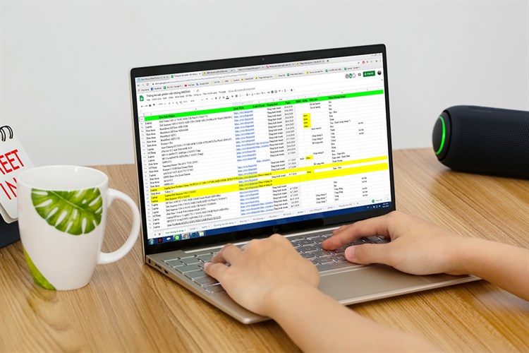 Laptop HP Envy 13 ba1031TU i7 1165G7/16GB/1TB SSD/Office H&S2019/Win10 (2K0B7PA) Màu Vàng