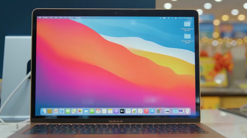 Apple MacBook Air M1 2020 - Màn hình