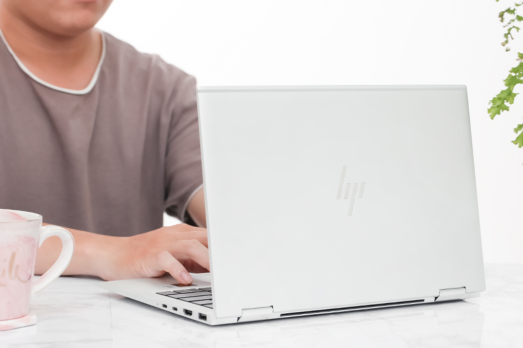 Laptop HP EliteBook X360 1030 G7 i7 10710U/16GB/32GB+512GB/Pen/Touch/Win10 Pro (230P5PA) Màu Bạc