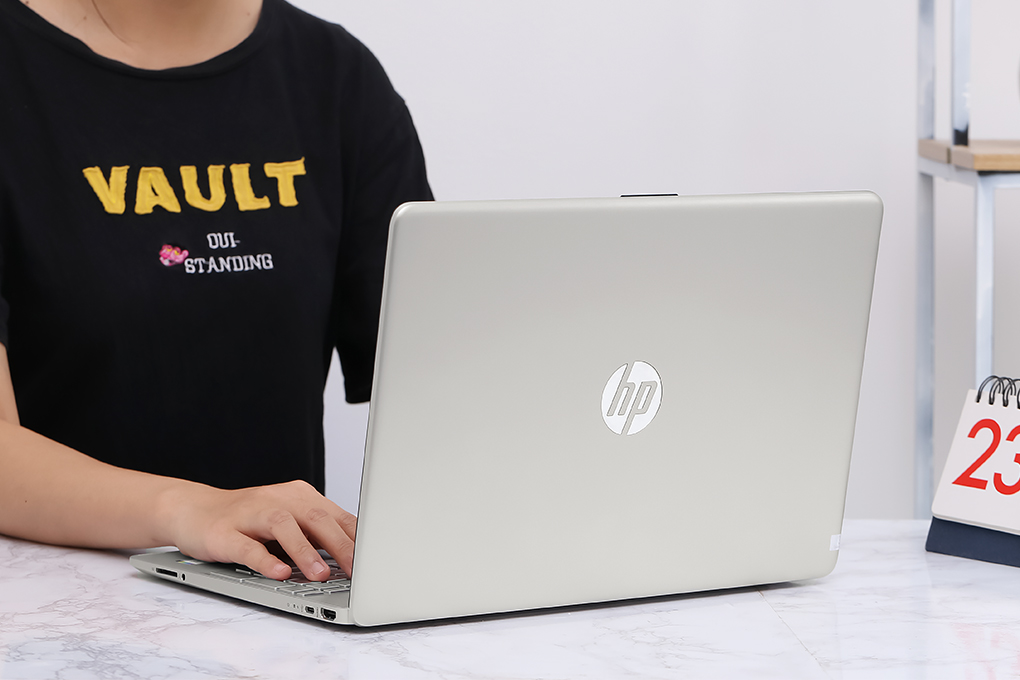 Laptop HP 15s fq2028TU i5 1135G7/8GB/512GB/Win10 (2Q5Y5PA) Màu Vàng