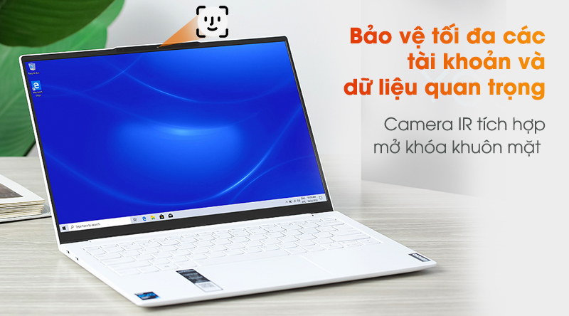 Lenovo YOGA Slim 7 Carbon 13ITL5 giúp nhận diện khuôn mặt và mở khóa laptop cực kỳ nhanh chóng