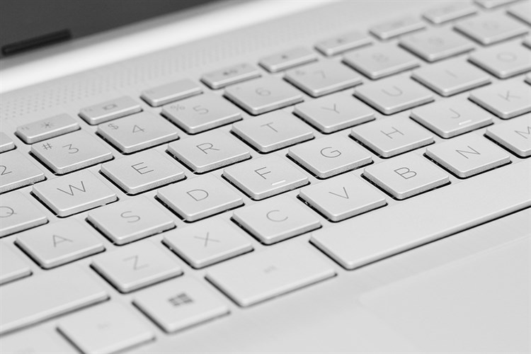 Laptop HP 14s dk1055AU R3 3250U/4GB/256GB/Win10 (171K9PA) Màu Bạc