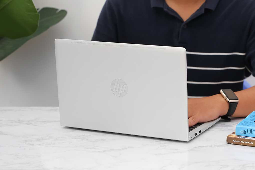 Laptop HP ProBook 440 G8 i3 1115G4/4GB/512GB/Win10 (2H0R6PA) Màu Bạc