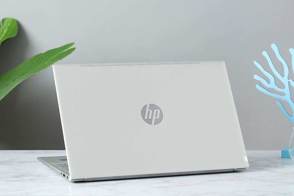 Laptop HP Pavilion 15 eg0007TU i3 1115G4/4GB/256GB/Office H&S2019//Win10 (2D9K4PA) Màu Bạc