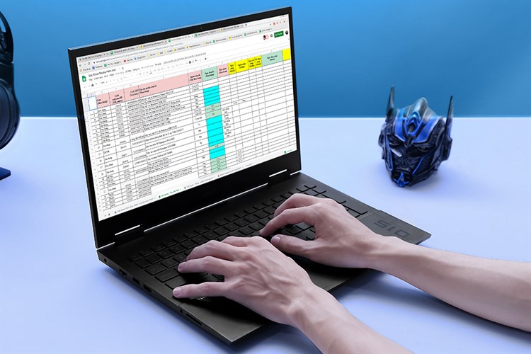 Laptop HP Omen 15 ek0078TX i7 10750H/16GB/1TB SSD/8GB RTX2070 Max-Q/300Hz/Office H&S2019/Win10 (26Y68PA) Màu Đen