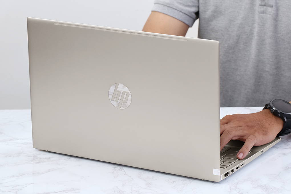 Laptop HP Pavilion 15 eg0072TU i7 1165G7/8GB/512GB/Office H&S2019/Win10 (2P1N3PA) - 15