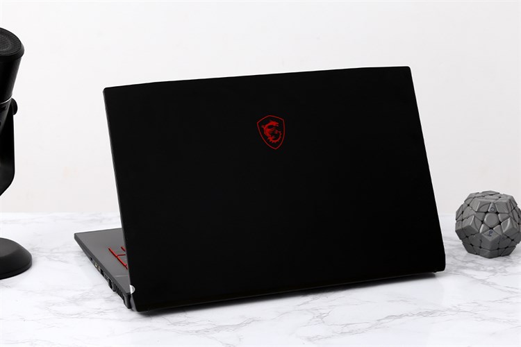 Laptop MSI GF75 Thin 10SCXR i7 10750H/8GB/512GB/4GB GTX1650/144Hz/Balo/Chuột/Win10 (068VN) Màu Đen